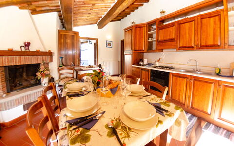 Orto Degli Olivi Proprietà: Ejendom, Værelse, Bygning, Møbel, Køkken, Indretning, Ejendom, Hus, Countertop, Hjem