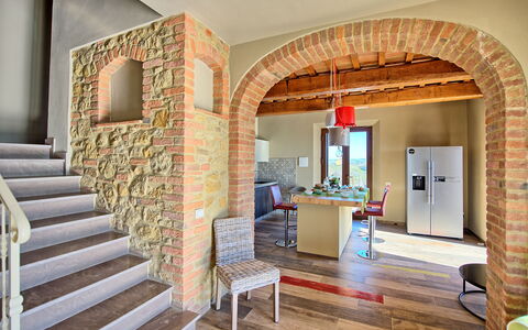 Villa Massimiliano: Ejendom, Bygning, Indretning, Værelse, Arch, Mursten, Arkitektur, Hus, Væg, Etage