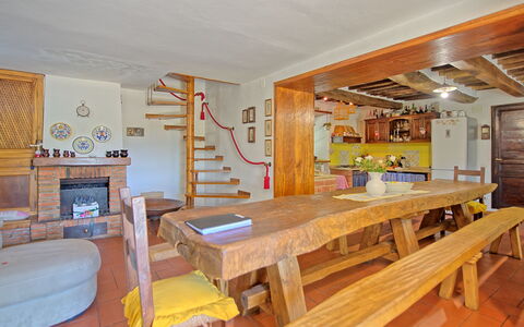 Casale San Martino: Værelse, Ejendom, Møbel, Spisestue, Indretning, Bygning, Bord, Ejendom, Hus, Loft