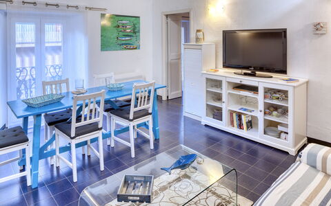 Appartamento Ivana - Levanto: Værelse, Indretning, Etage, Møbel, Bord, Fjernsyn, Gulvbelægning, Indretning, Hjem