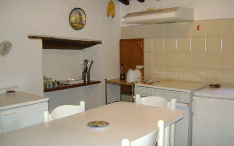 Residenza D'epoca: Ejendom, Bord, Cabinetry, Countertop, Bygning, Køkken Apparat, Hus, Køkken, Træ, Indretning