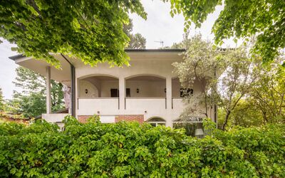 Appartamenti Del Forte: Bygning, Ejendom, Plante, Himmel, Natur, Træ, Botanik, Vegetationen, Hus, Græs