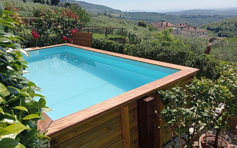 Alla Collina Del Sole: Træ, Svømmepøl, Kompositmateriale, Fritid, Bejdse, Have, Backyard, Eco Hotel, Hårdttræ, Skygge