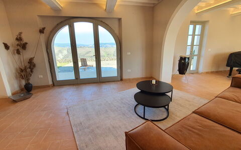 Casa Insieme: Bygning, Ejendom, Plante, Vindue, Bord, Træ, Stueplante, Stue, Arkitektur, Indretning