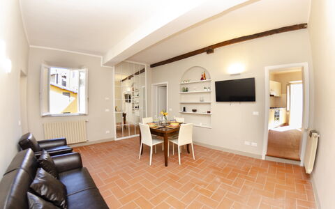 Loft Lucca: Ejendom, Møbel, Billedramme, Television, Stueplante, Komfort, Indretning, Arkitektur, Stue, Gulvbelægning