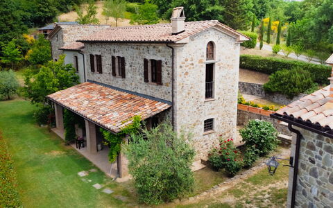 Villa Sant'anna: Plante, Bygning, Ejendom, Vindue, Træ, Hus, Land Lot, Træ, Sommerhus, Kvarter