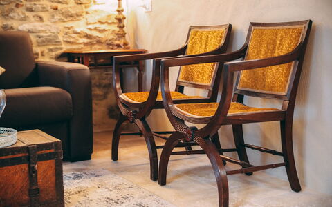 Casa San Valentino: Møbel, Bord, Stol, Komfort, Træ, Indretning, Etage, Gulvbelægning, Bygning, Hårdttræ