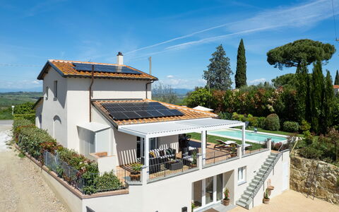 Villa Di Pillo: Himmel, Plante, Bygning, Sky, Træ, Arkitektur, Hus, Boligområde, Sommerhus, Urban Design