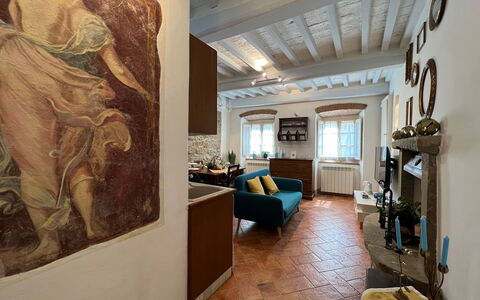 Casa Del Borgo: Billedramme, Bygning, Couch, Textile, Indretning, Television, Kunst, Gulvbelægning, Hus, Komfort