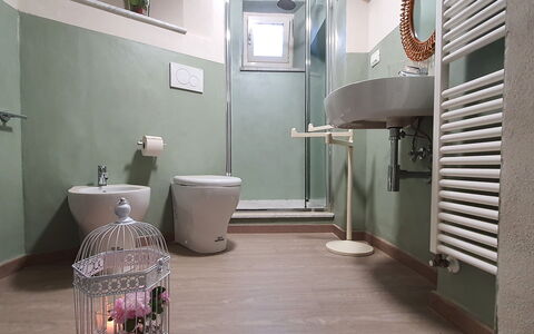 Residenza Otello: Ejendom, Indretning, Sanitærarmatur, Bygning, Etage, Gulvbelægning, Gas, Badeværelse, Vvs