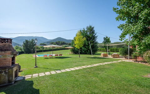 Le Vigne 4: Plante, Himmel, Træ, Naturlige Landskab, Land Lot, Boligområde, Græs-, Græs, Fritid, Sommerhus