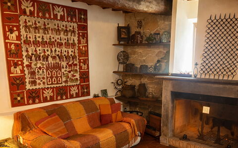 Molin Barletta, Private Pool, Nature - Marliana, T: Gulvbelægning, Træ, Indretning, Etage, Møbel, Værelse, Brun, Loft, Stue, Hårdttræ