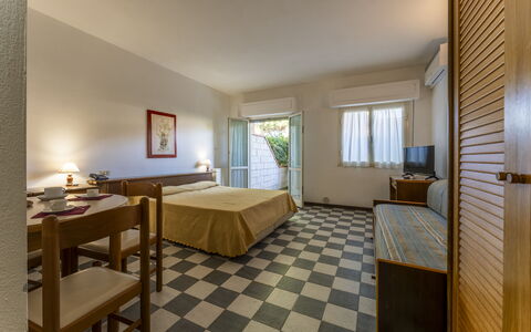 Feriebolig:&nbsp;Giannella Beach Residence Apartment Mono 2