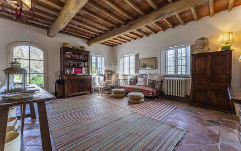 La Casa Dei Limoni, Camaiore, Pet Friendly, Wifi: Billedramme, Træ, Vindue, Gulvbelægning, Indretning, Etage, Bygning, Bejdse, Bjælke, Hårdttræ