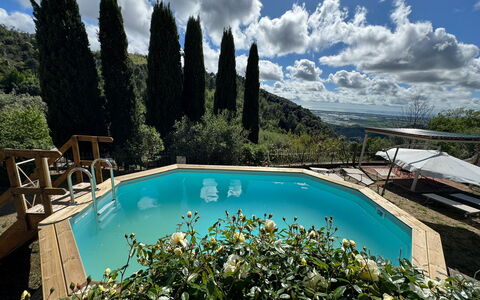 Borgo Bucatra Tramonto: Vand, Sky, Himmel, Plante, Svømmepøl, Azure, Bygning, Naturlige Landskab, Træ, Vegetationen