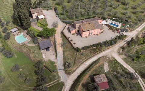 Villa Botinaccio: Bygning, Ejendom, Land Lot, Urban Design, Plante, Boligområde, Landskab, Kvarter, Ejendom, Landdistrikt