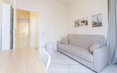 Leandro's House Near Thermal Baths: Komfort, Couch, Træ, Billedramme, Gulvbelægning, Etage, Stue, Hårdttræ