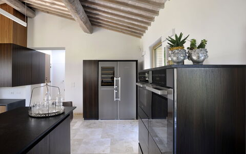 Villa Velari In Volterra With Private Pool, Ac: Countertop, Cabinetry, Ejendom, Bygning, Træ, Indretning, Køkken, Plante, Etage