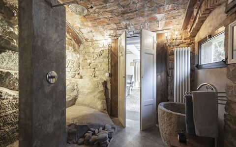 Mulino Morandi: Billedramme, Træ, Gulvbelægning, Loft, Menneskelig Bosættelse, Dør, Bygning, Stol, Værelse