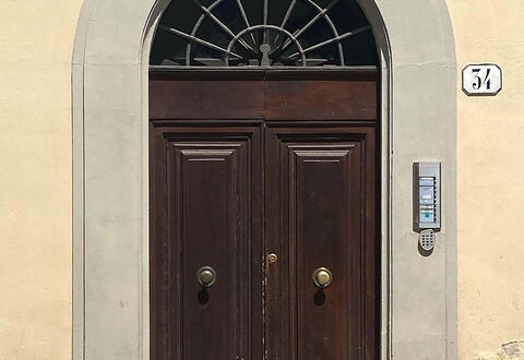 Atelier la Scala: Ejendom, Dør, Træ, Arkitektur, Bygning, Home Dør, Vindue, Hus