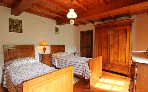 Casa Le Grotte: Ejendom, Møbel, Træ, Komfort, Bygning, Indretning, Bord, Etage, Hårdttræ, Ejendom