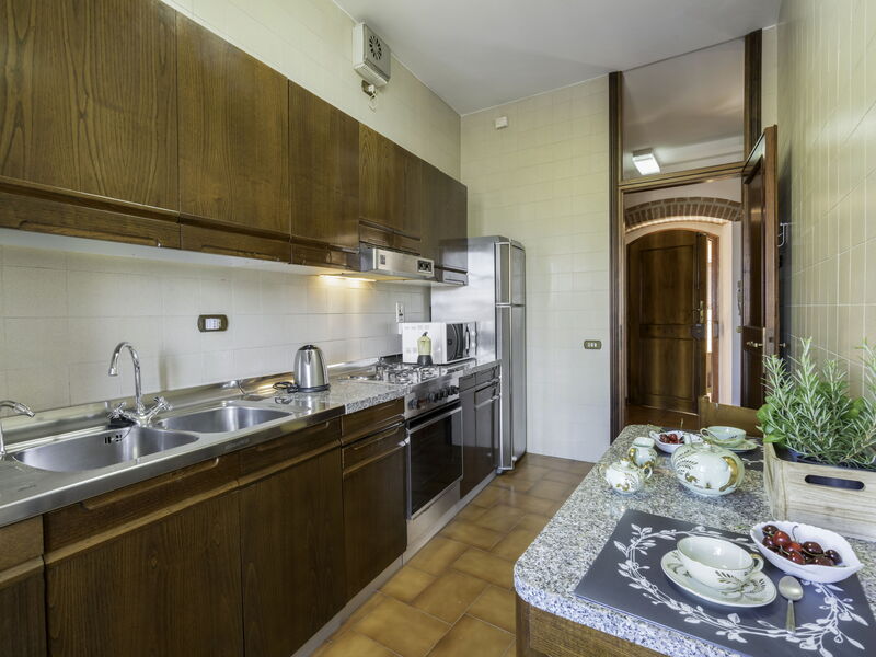 Casa Martina, Piazza Delle Erbe, San Gimignano