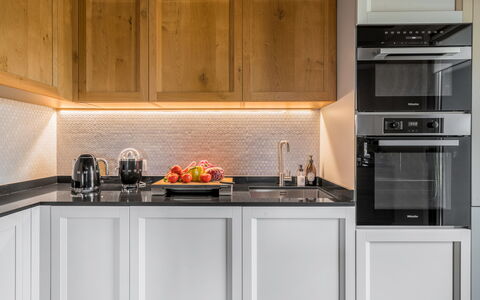 Ciliegino Spereto Apartment, Pool And Relax , Mont: Cabinetry, Countertop, Komfur, Køkken Apparat, Køkken, Bordservice, Komfur, Indretning, Træ, Husholdningsapparat