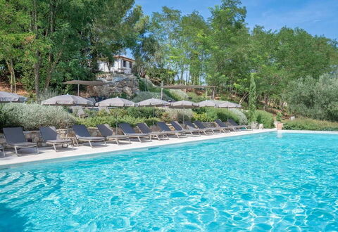 Melaiolo Modern Apartment With Pool, Montaione, To: Vand, Plante, Vandressourcer, Ejendom, Himmel, Natur, Azure, Svømmepøl, Træ, Naturlige Landskab