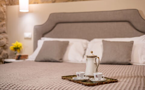 Maccari Suite: Møbel, Soveværelse, Indretning, Seng, Sengetøj, Sengetøj, Sengetøj, Textile, Belysning, Værelse