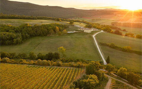 La Piazzetta, Borgo Campassini, Monteriggioni: Landskab, Naturlige Landskab, Almindeligt, Highland, Græs-, Økoregion, Land Lot, Plantation, Landdistrikt, Mark