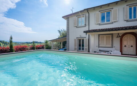Borgo House In Florentine Hills With Pool: Svømmepøl, Hjem, Udvej, Estate, Hacienda, Villa, Thermae, Water Feature, Altan, Eco Hotel