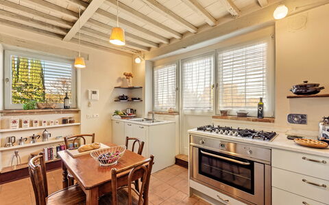 Terra Quercus: Køkken, Indretning, Countertop, Hjem, Gulvbelægning, Loft, Møbel, Etage, Værelse, Køkken Apparat