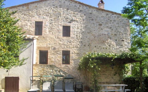 Borgo di Fighine: Væg, Bygning, Vindue, Hus, Hjem, Menneskelig Bosættelse, Sommerhus, Landdistrikt, Estate, Stuehus