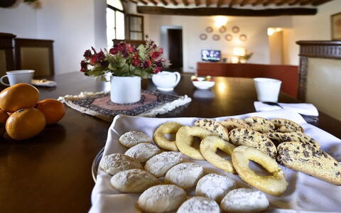 Il Tinaio: Mad, Bordservice, Ingrediens, Fingermad, Dessert, Serveware, Tilberedning