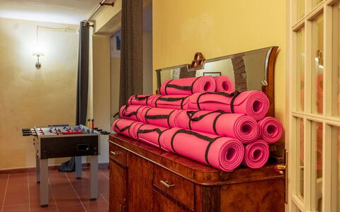 La Palazzina: Gulvbelægning, Etage, Indretning, Værelse, Bejdse, Klarlak, Gardin, Hårdttræ, Sengetøj