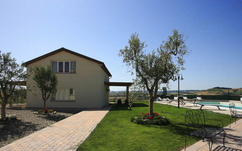 San Giuseppe Villa: Hjem, Hus, Boligområde, Arkitektur, Land Lot, Sommerhus, Estate, Have, Lawn, Gård