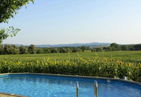 Casalunga: Blå, Svømmepøl, Skygge, Udendørs Møbler, Landscaping, Afspejling, Eco Hotel, Water Feature, Backyard