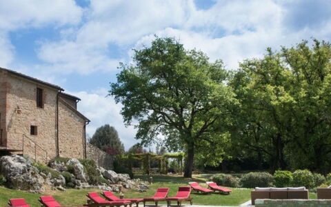 Villa Pipirelli: Estate, Have, Udendørs Møbler, Stuehus, Lawn, Backyard, Hacienda, Villa, Gård, Landscaping