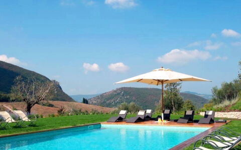 Villa del Cammino: Bjergrige Landskabsformer, Svømmepøl, Bjerg, Bakke, Naturlige Landskab, Highland, Bjergkæde, Landskab, Udendørs Møbler, Hill Station