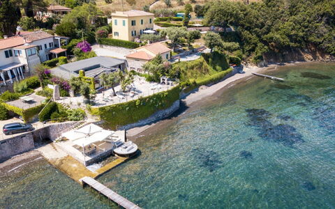 Terrazza Dell'Elba: Boligområde, Kyst, Coastal Og Oceaniske Landskabsformer, Hjem, Udvej, Sommerhus, Estate, Kyst, Hav, Sø