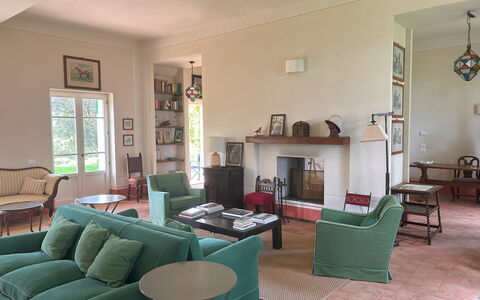 Poggio Cavallino Private Pool, Wifi, Maremma: Møbel, Stol, Indretning, Gulvbelægning, Bord, Hjem, Stue, Etage, Værelse, Dør