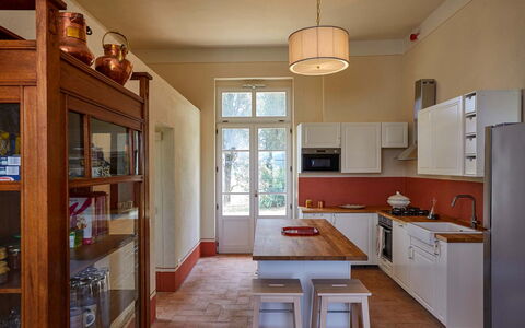 Poggio Cavallino Private Pool, Wifi, Maremma: Møbel, Indretning, Gulvbelægning, Køkken, Træ, Cabinetry, Etage, Countertop, Loft, Køkken Apparat