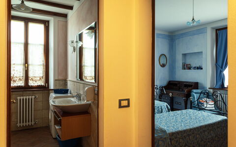 La Pergola: Væg, Træ, Indretning, Værelse, Møbel, Etage, Soveværelse, Billedramme, Lejlighed, Seng