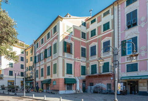 Casa Camuri - Levanto: Bygning, Vindue, Lejlighed, City, Byområde, Stad, Kvarter, Facade, Boligområde, Urban Design