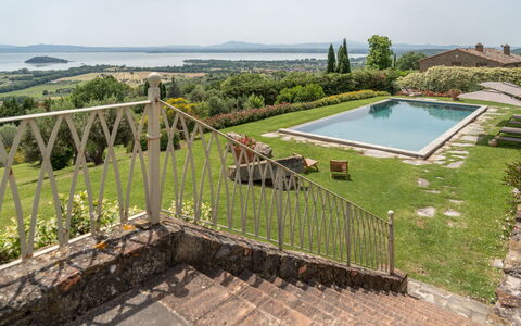 Villa Domus Papi: Busk, Landskab, Estate, Have, Landscaping, Stuehus, Backyard, Gård, Villa, Hacienda