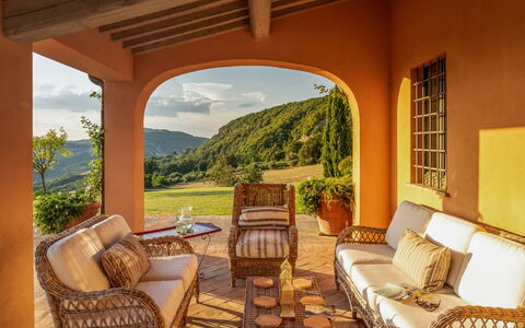 Casalberna: Møbel, Hjem, Stol, Indretning, Eco Hotel, Stue, Couch, Stuehus, Udvej