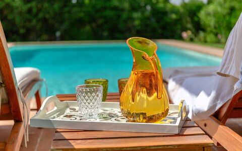 Podere i Poggi: Gul, Bordservice, Drinkware, Serveware, Glas, Barware, Mad, Flaske