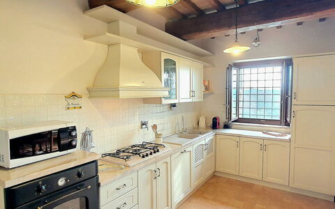 Santa Barbara: Køkken, Køkken Apparat, Countertop, Indretning, Større Bandage, Gulvbelægning, Cabinetry, Komfur, Træ, Møbel