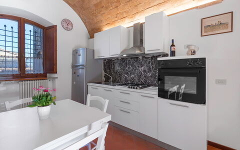 Feriebolig:&nbsp;Mandorlo Apartment With Pool, Casole D'elsa