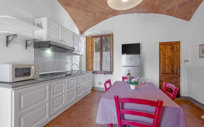 Feriebolig:&nbsp;Rustico Apartment With Pool, Casole D'elsa